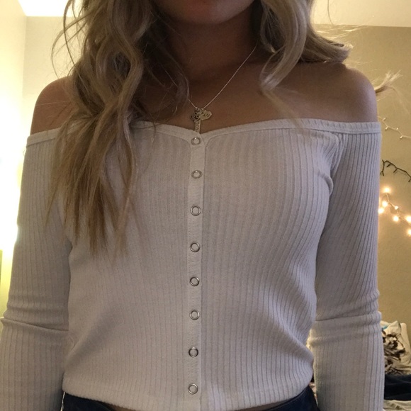 Forever 21 Tops - cute white off the shoulder long sleeve top